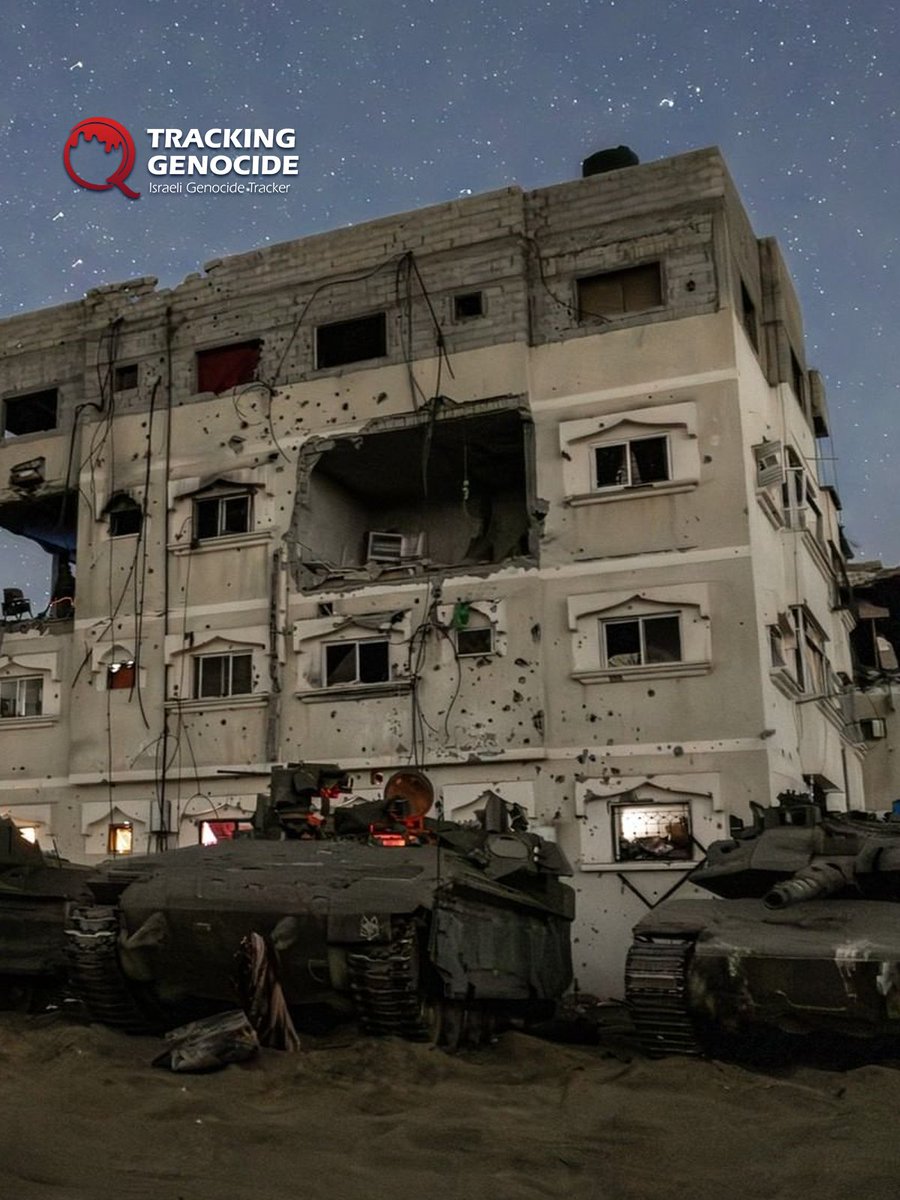 trackingisrael's tweet photo. Images published by Israeli photographer Eugene Levit, embedded with the occupation army, depict the takeover of displaced Palestinians' homes in Khan Yunis. https://t.co/yB6UvliQgw