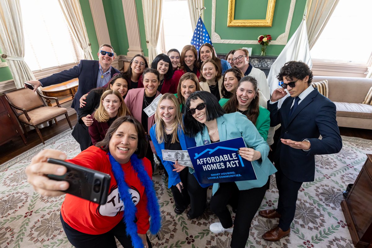MassLtGov's tweet photo. i hate state house halloween what do you mean you all dressed up as kim driscoll https://t.co/S3Yy5SoGB2