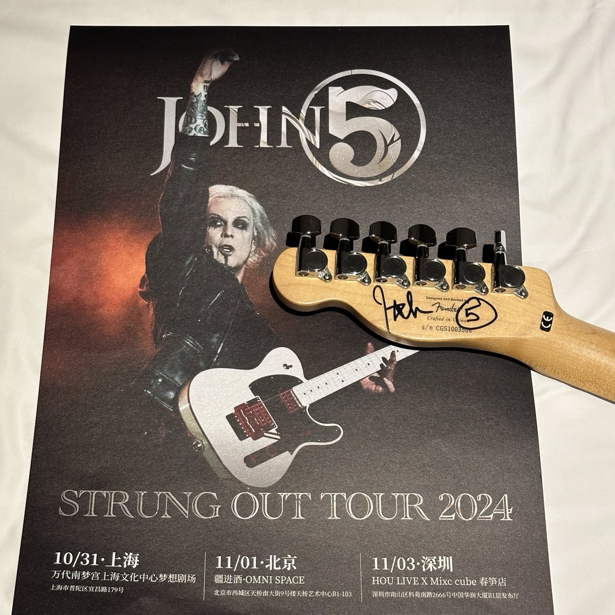 Sebastian_Depp's tweet photo. Super excited to meet @john5guitarist again after 7 years! A wonderful Halloween in Shanghai 🎃 https://t.co/8gbWX0Scsm