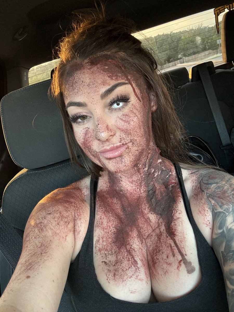 heatherlynnoh's tweet photo. New Bitter Barista video up on my YouTube channel! This is my favorite one yet. Link below. https://t.co/GtMz7zWZYR