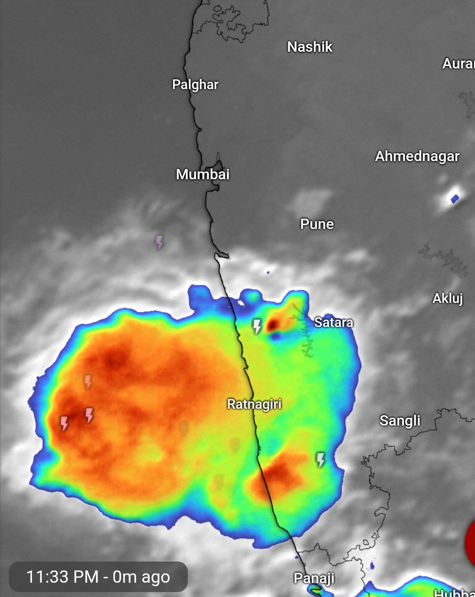 meet_abhijit's tweet photo. Expected #Thunderstorm favoring S  #Konkan ⛈️

#Sindhudurg dt #Rainfall till 11pm of 31-10-24

#Devgad 67
#Kumbhi 31
#Dukanwadi 24
#Vaibhavwadi 23
#Walawal 21
#Sangulwadi 17
#Talamba &amp; #Kharepatan 10
#Oros 8
#Sarambal 5
#Ratnagiri 4

#KonkanWeather #Diwali2024 #Rains #Maharashtra https://t.co/X50D1GKheA
