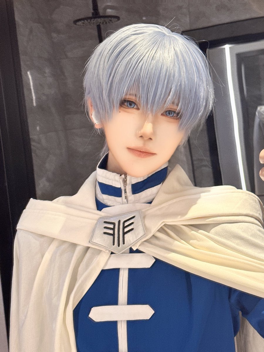 Axi_🍨 tweet media