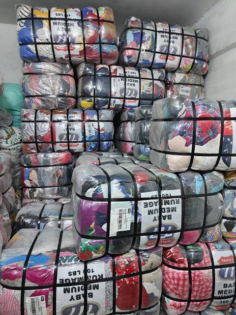 SpeedafExpress's tweet photo. @sh. 20000 per bale https://t.co/WqCsQg4H6w
