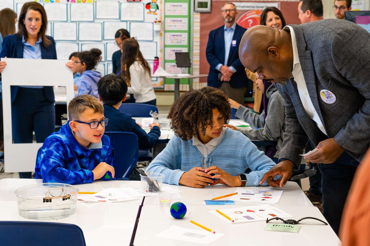 BostonSchools's tweet photo. Bradley Elementary School celebrated #MassSTEMWeek with help from @museumofscience &amp; @EiE_org. Students worked in small groups alongside @MassEducation Secretary Tutwiler and @massltgov to engineer plastic filters using everyday materials.
Learn more at https://t.co/zWMXdALQbe. https://t.co/U3jWneILSO