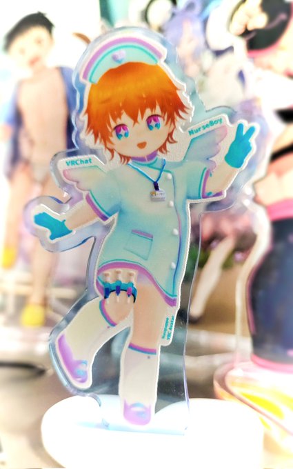 撮り直してでも何度も自慢
うちのVRChatのアバター
ショタナースくんアクスタだよ

yousei印刷(@yousei_info)製 