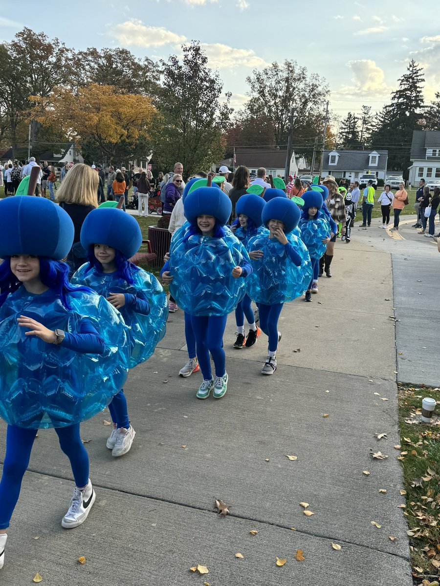 ALEastview's tweet photo. Happy Halloween 🎃 👻 https://t.co/PTvVE7Yjkb