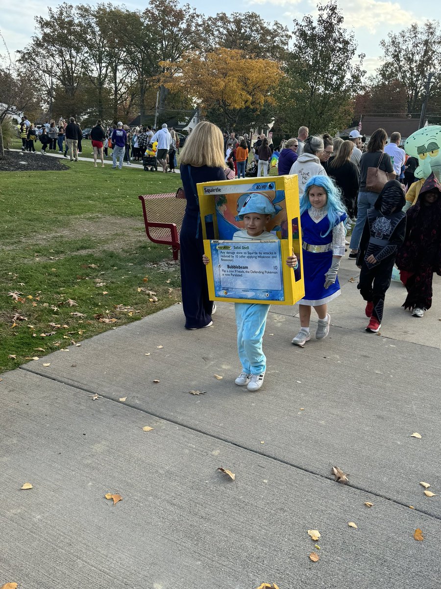 ALEastview's tweet photo. Happy Halloween 🎃 👻 https://t.co/PTvVE7Yjkb
