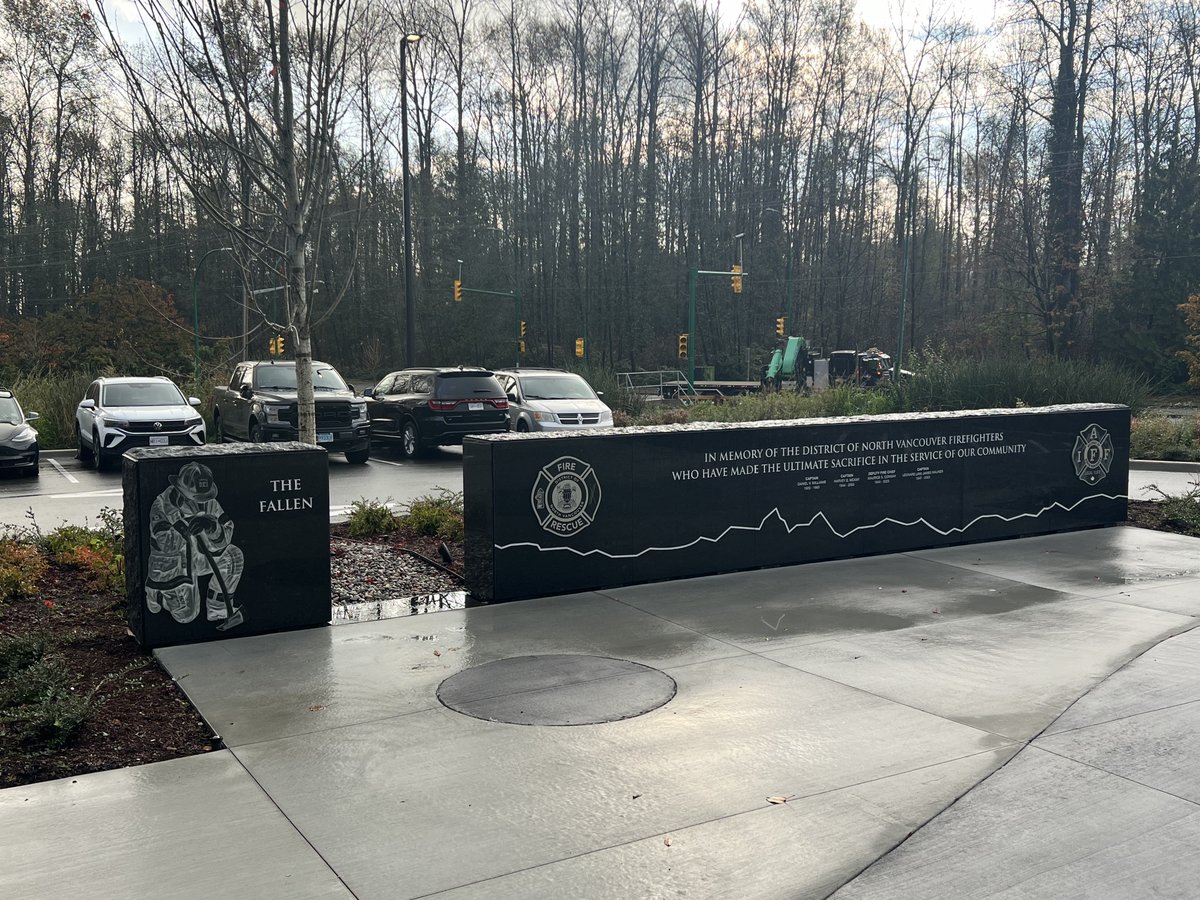 One more day to go at the last 2024 Canadian Blue Card Train-the-Trainer. We are in the District of North Vancouver (BC) with 10 new trainers representing 5 different agencies. Dates are set for our Canadian Blue Card Trainers in 2025 - contact us soon if you are interested.
