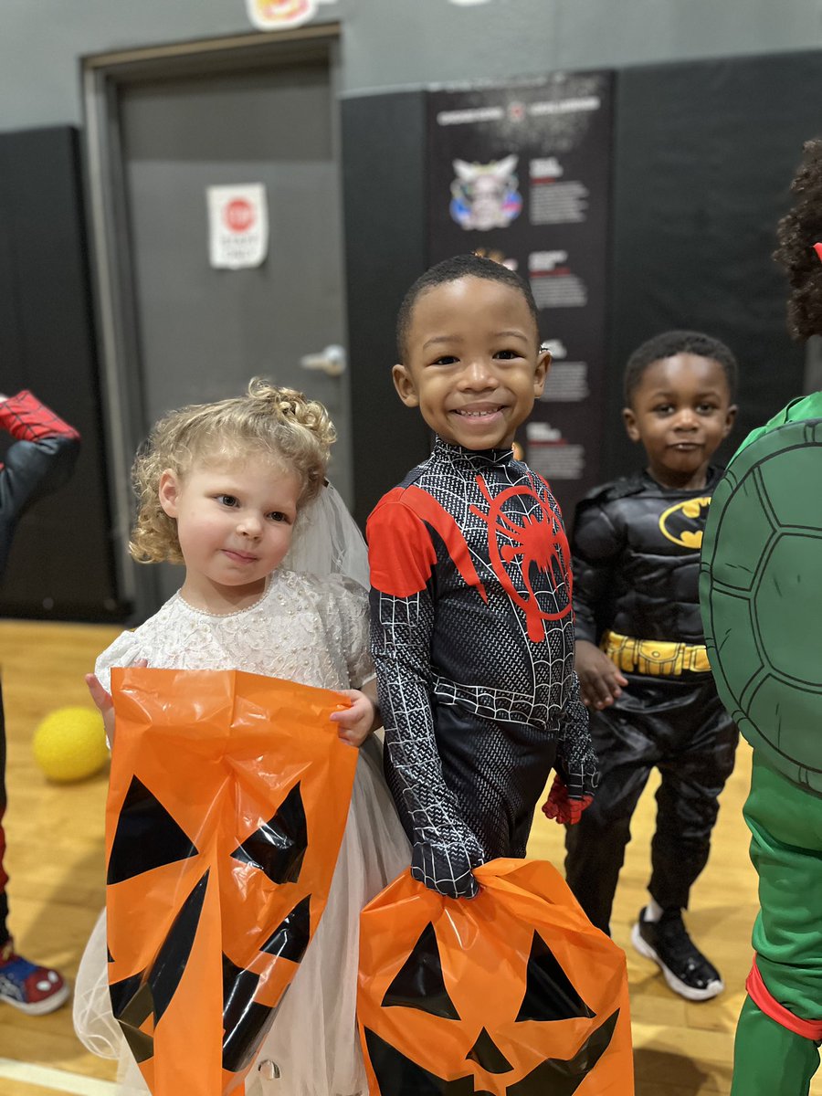 Breakthrough tweet media