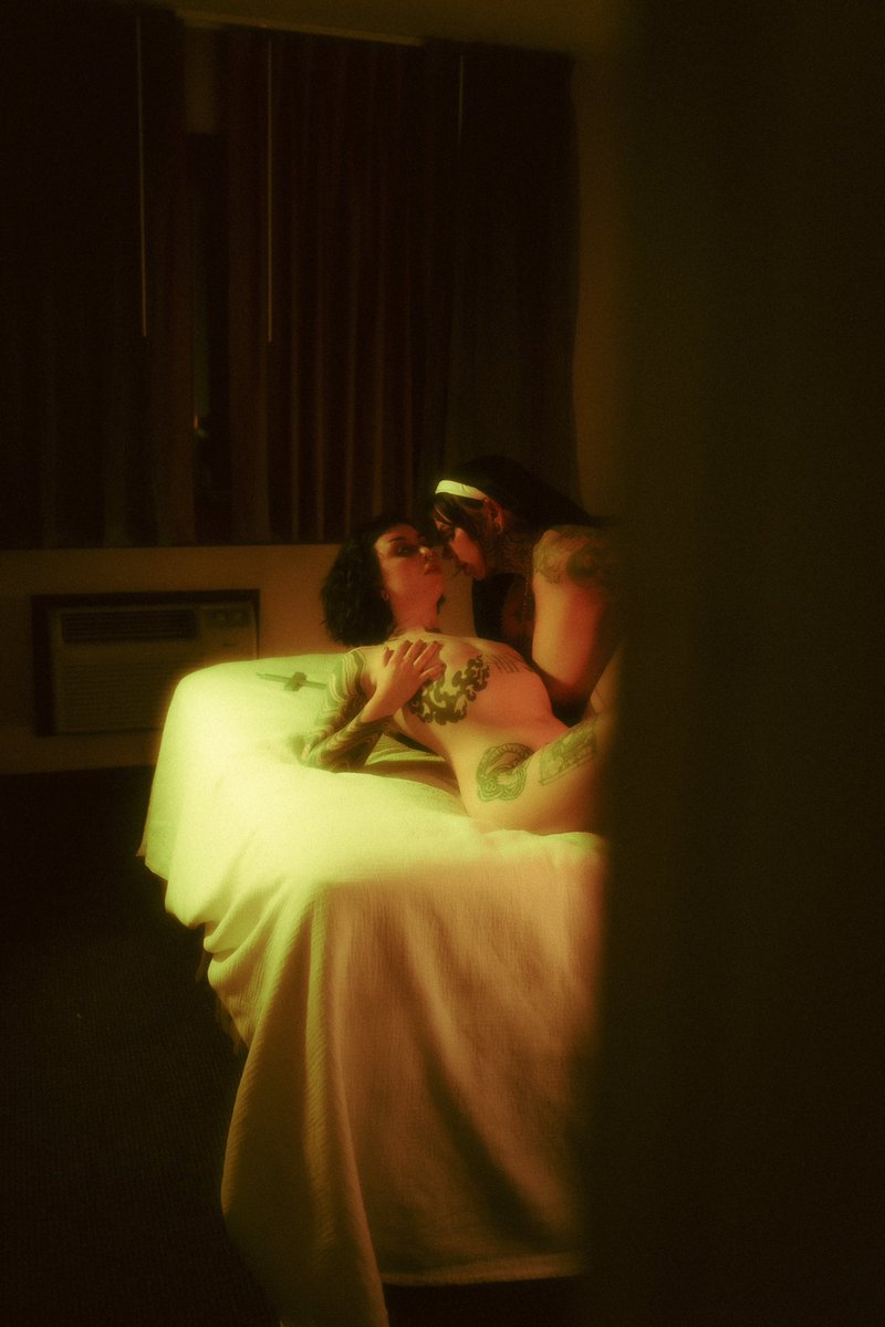 BunnyGooned's tweet photo. Got to exorcise @juniperemrys 
The full set is now live on my VIP site
Captured by @daddygoon_ https://t.co/cIzX3uM6Fx