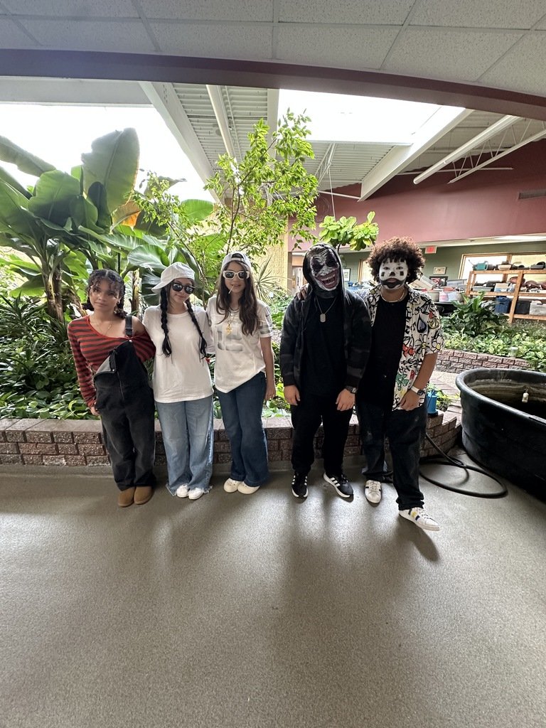 bigfooths's tweet photo. Celebrating in their spooky fashion 🎃, Big Foot High students dress up in variety of Halloween costumes. What is your favorite Halloween tradition? https://t.co/QauVOQmFyn