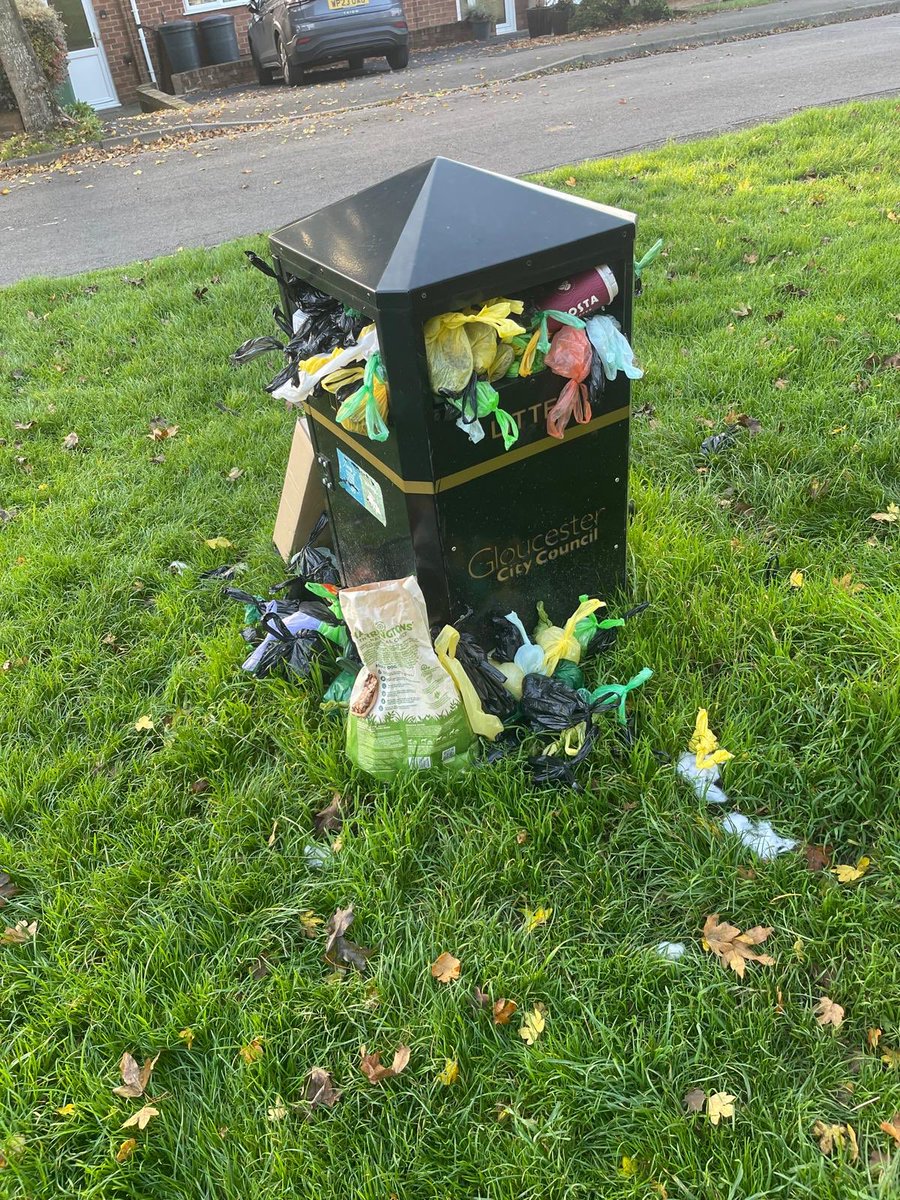 AlexBennettUK's tweet photo. @GloucesterCity I’m was messaged to say it had been sorted but it doesn’t appear to have been. https://t.co/7raY4l2sBQ