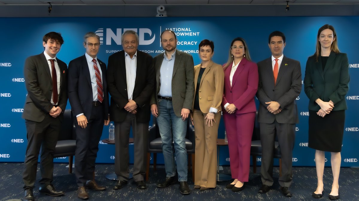 MoveDemocracy's tweet image. On Oct 30, Day of Political Prisoners, we gathered in solidarity to demand the release of political prisoners around the world. Our speakers underscored the urgent need to strengthen the global collective voice to advocate for political prisoner's release. #SetThemFree