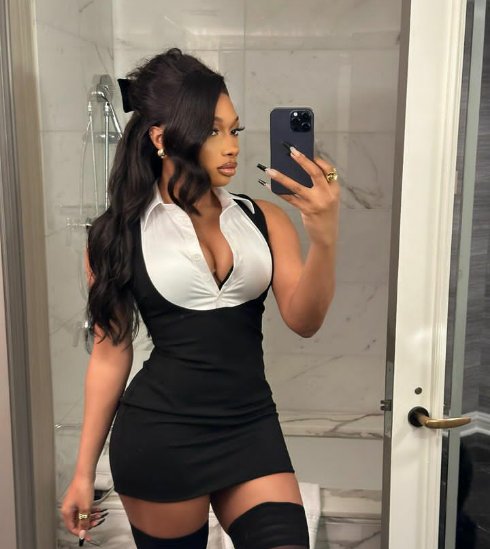 ganymedescrater's tweet image. Megan thee stallion

Or

Shenseea

Or

Rubi Rose

Who will you kiss, marry or have for a one night stand?

Your pick guys
