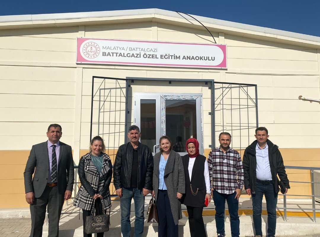 BattalgaziRAM's tweet photo. Okul ziyaretlerimizden @MebOrgm @MalatyaMem @behcet_bakir @suryalsaribas36 @battalgazimem @alikacmazz44 @MalatyaRam https://t.co/hpo7Z7opKn