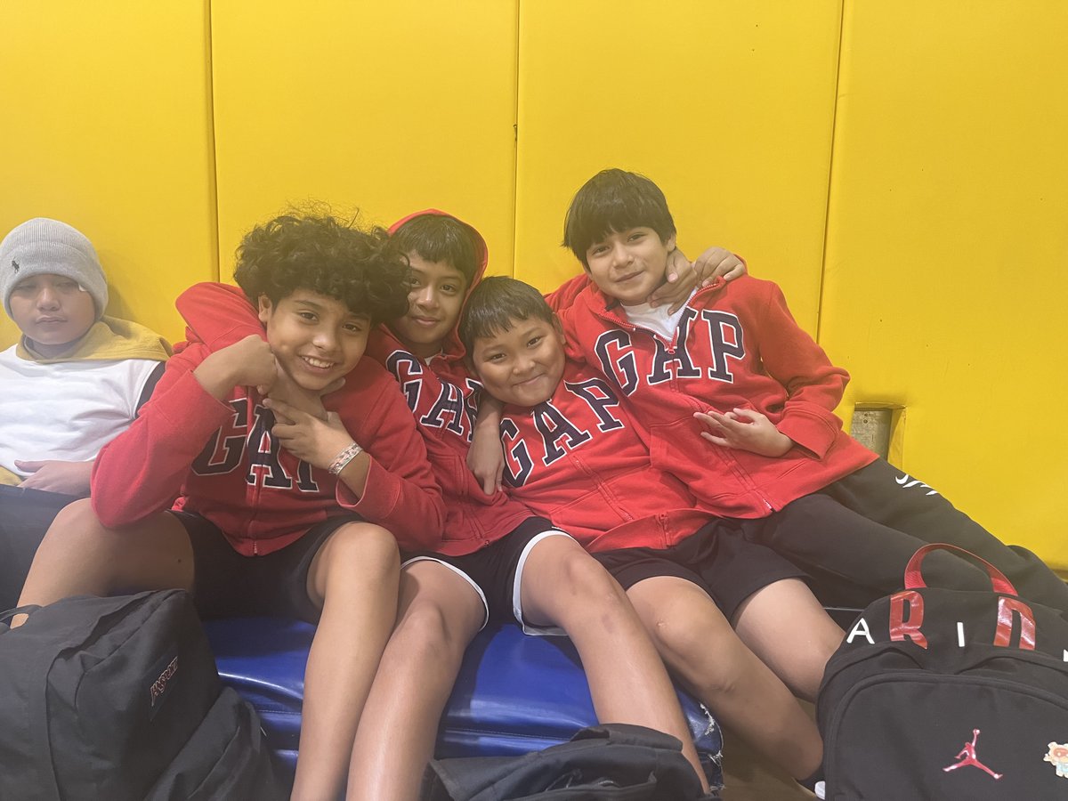 Poe Middle School tweet media