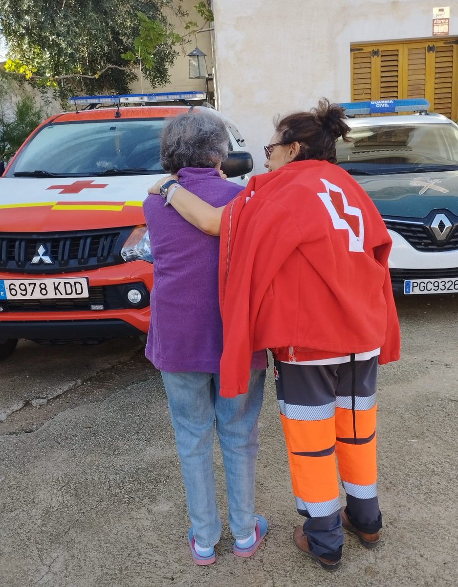 RedCross's tweet photo. Spain is facing its worst flooding in decades, with torrential rains causing rivers to overflow, blocking roads and destroying infrastructure. Dozens have lost their lives, and many more are still missing. @CruzRojaEsp is on the ground, providing shelter, food, and care for the most vulnerable, including the elderly. #Dana