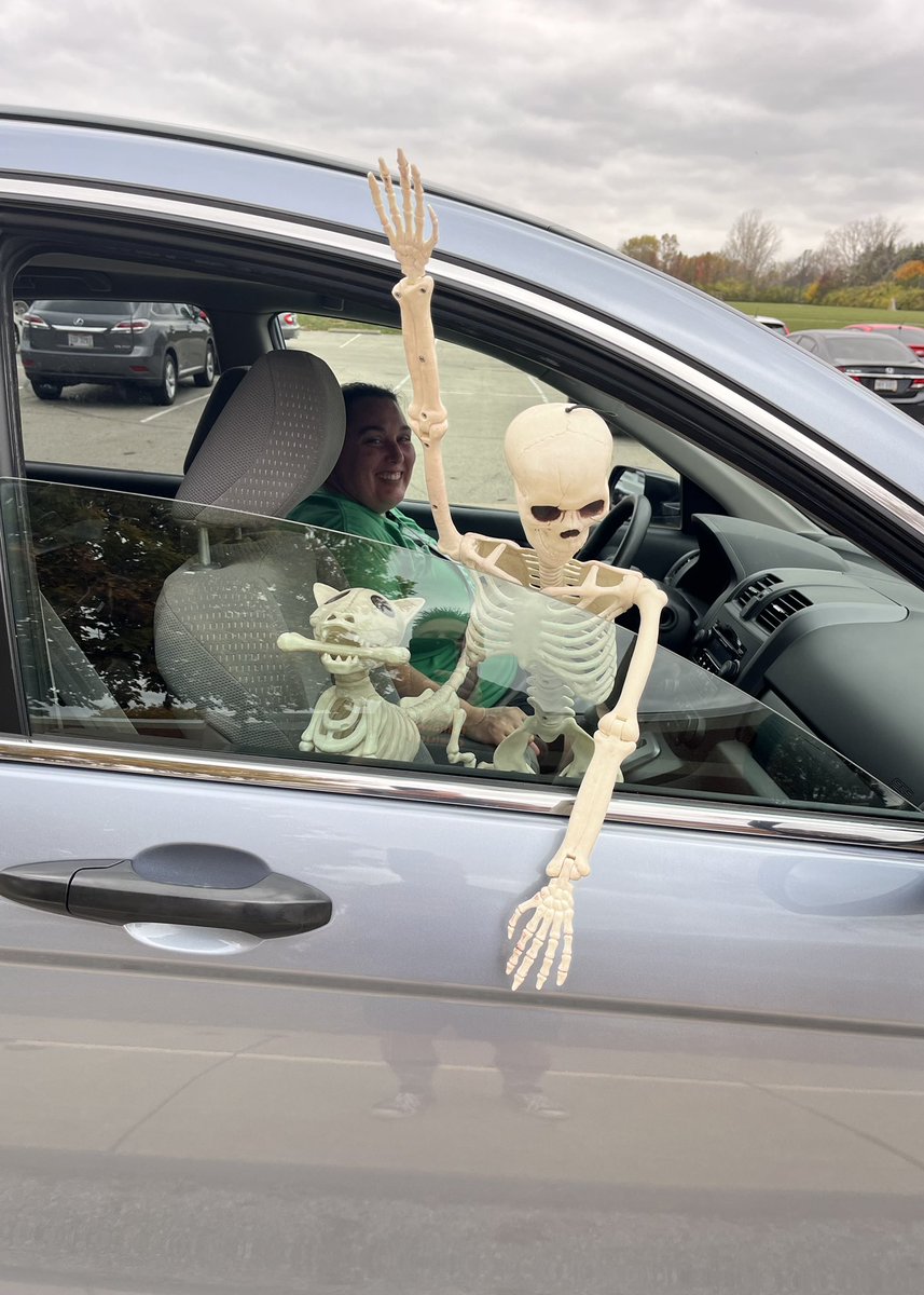 Car duty on Halloween! 🤣🤣🤣