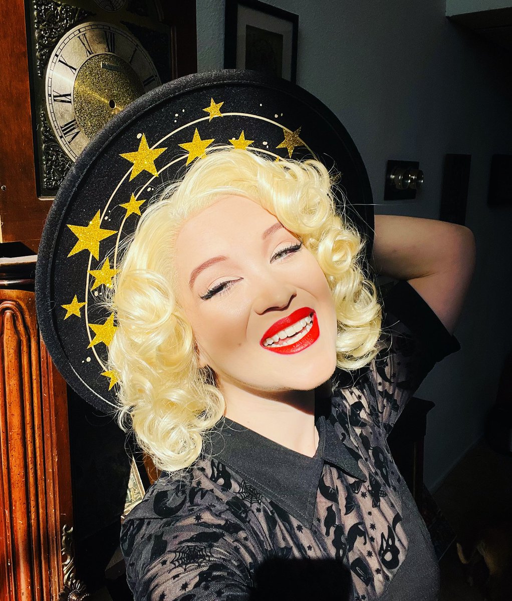 Happy Halloween 🎃💋✨

#MarilynMonroe #oldhollywood #hollywoodhalloween