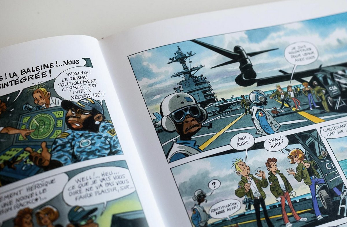 TurcanMarie's tweet photo. Dans la BD Spirou et la Gorgone bleue, les personnages noirs cochent toutes les cases des caricatures racistes, rappelant les singes. Comment cet album a-t-il pu être publié, en 2023, aux éditions Dupuis ? 

Notre article avec @Yunnes_Abzouz 
https://t.co/Ra4knfhiMY https://t.co/tfm9hH52ON