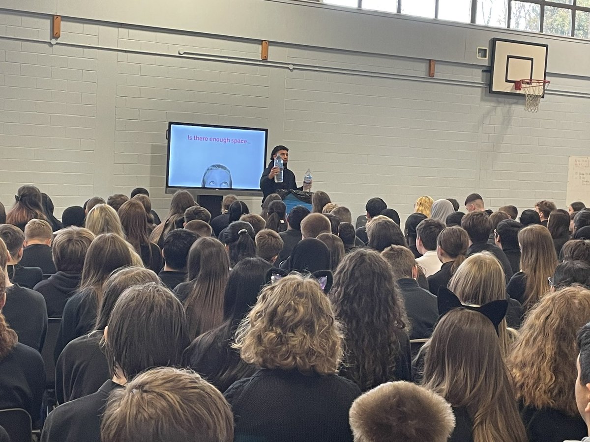 Alison Clark tweet media