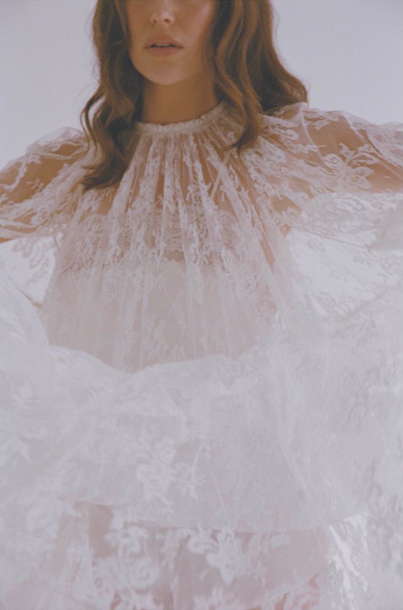 Alycia Debnam-Carey you are NEVER beating the angel allegations.