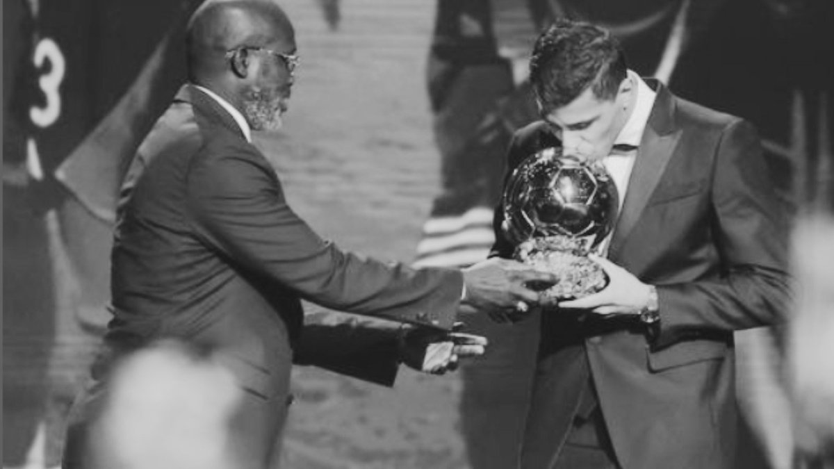 Acc_Ex1's tweet photo. Rodri wins the 2024 Ballon d'Or! 🏆✨ The Manchester City star and Spain's midfield maestro clinches the prestigious award, beating out Vinicius Jr. and Jude Bellingham. Congrats, Rodri! 👏 https://t.co/6bZAVtrrR4