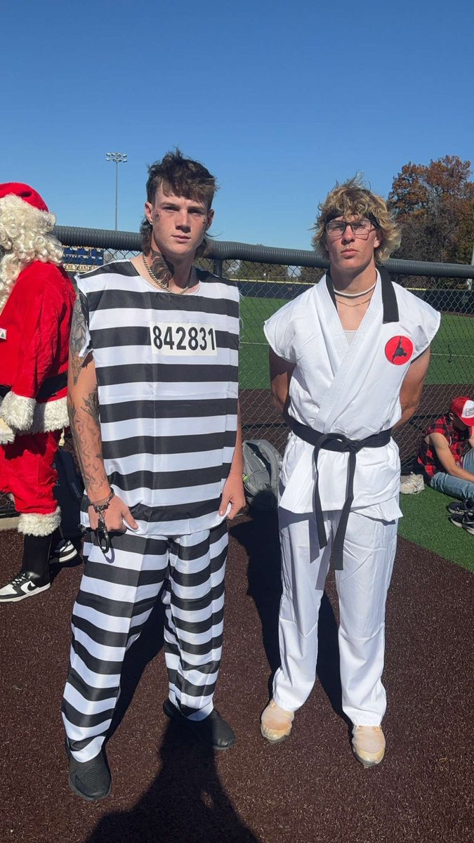Curve alum <a href="/CWatkins2024/">Coltin Watkins 2024</a> and <a href="/HolmanKeston/">Keston Holman</a> fits for their Halloween game. 🎃