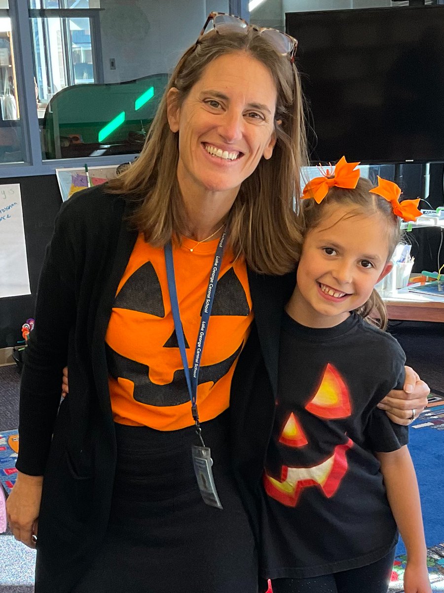 Lake George Elementary Library tweet media