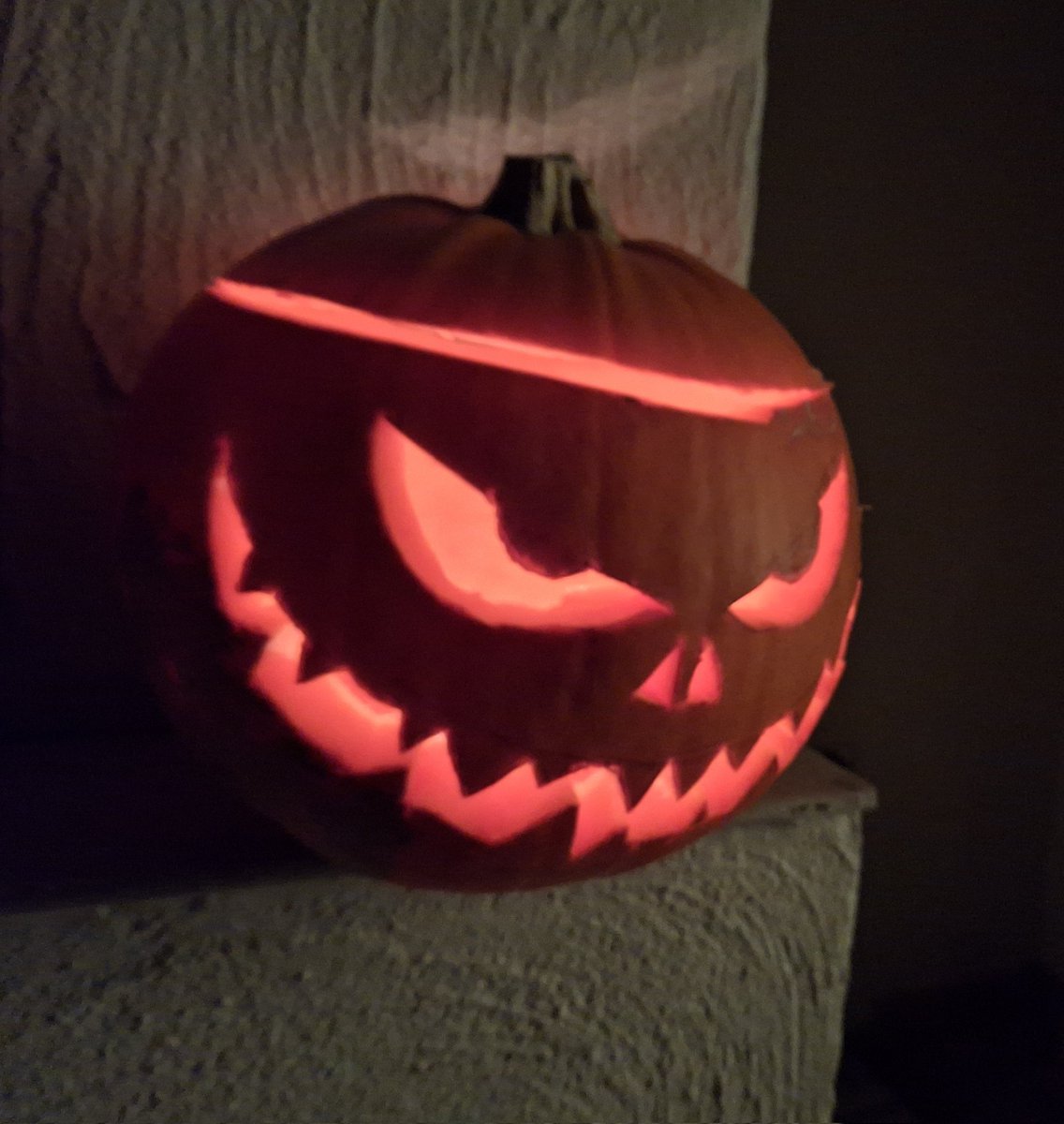 samerelnahhal's tweet photo. 🕷🕸🎃Happy Halloween!🎃🕸🕷 

#thisyearspumpkin #halloween https://t.co/de2CRWitII