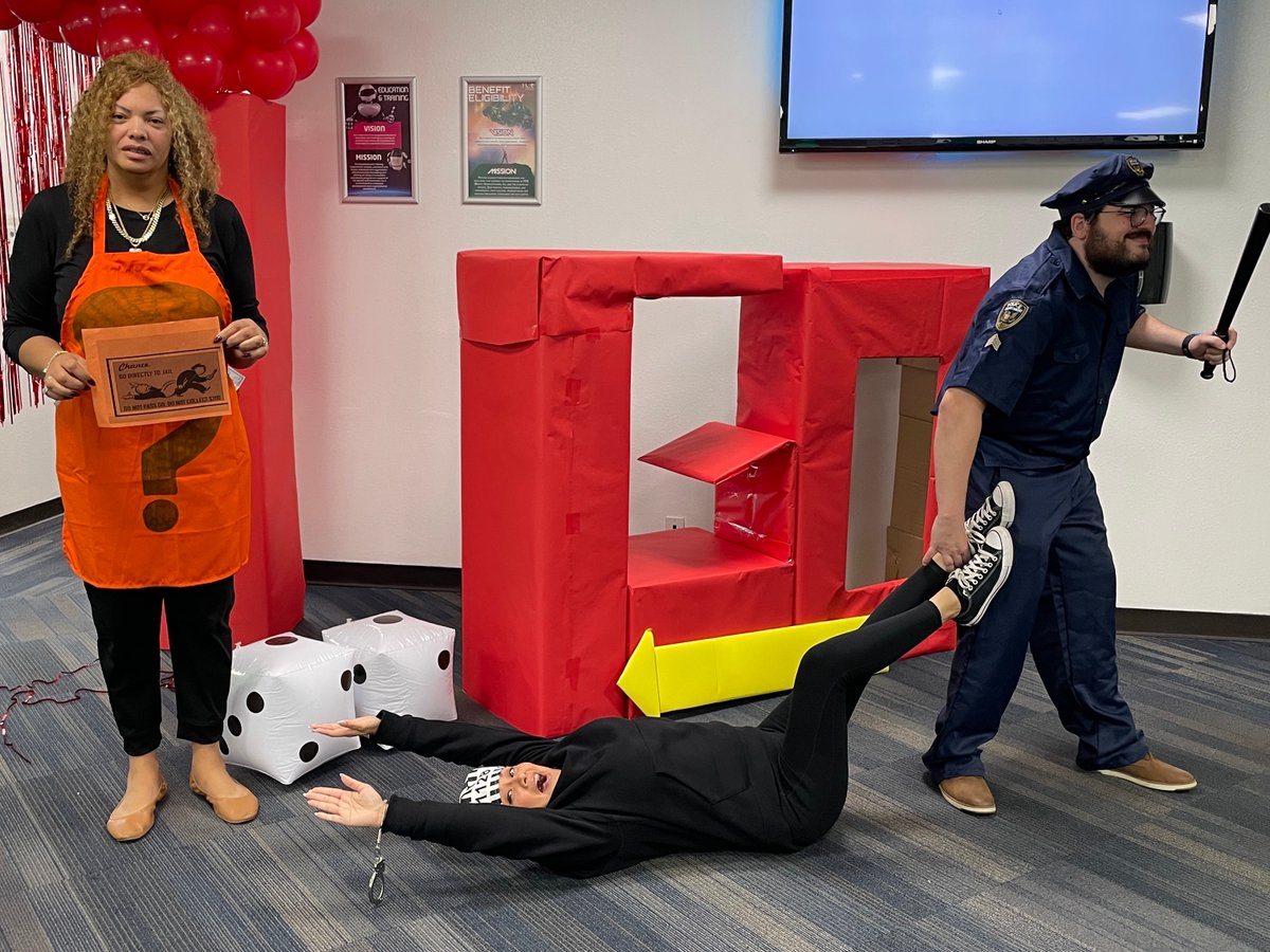 🎃👻 From our Spooky Squad to yours, we hope your #Halloween celebration is filled with laughter, costumes, and maybe a sweet treat or two. Have a happy and safe Halloween!

#FCE #halloweencelebration #companyevent #Halloween2024