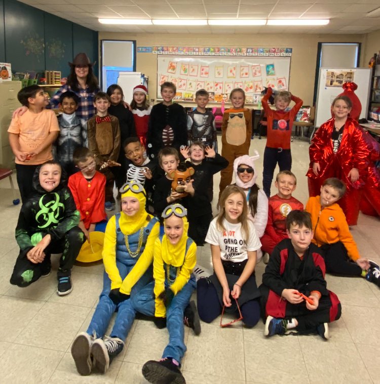 Ms. Renée Nolan tweet media