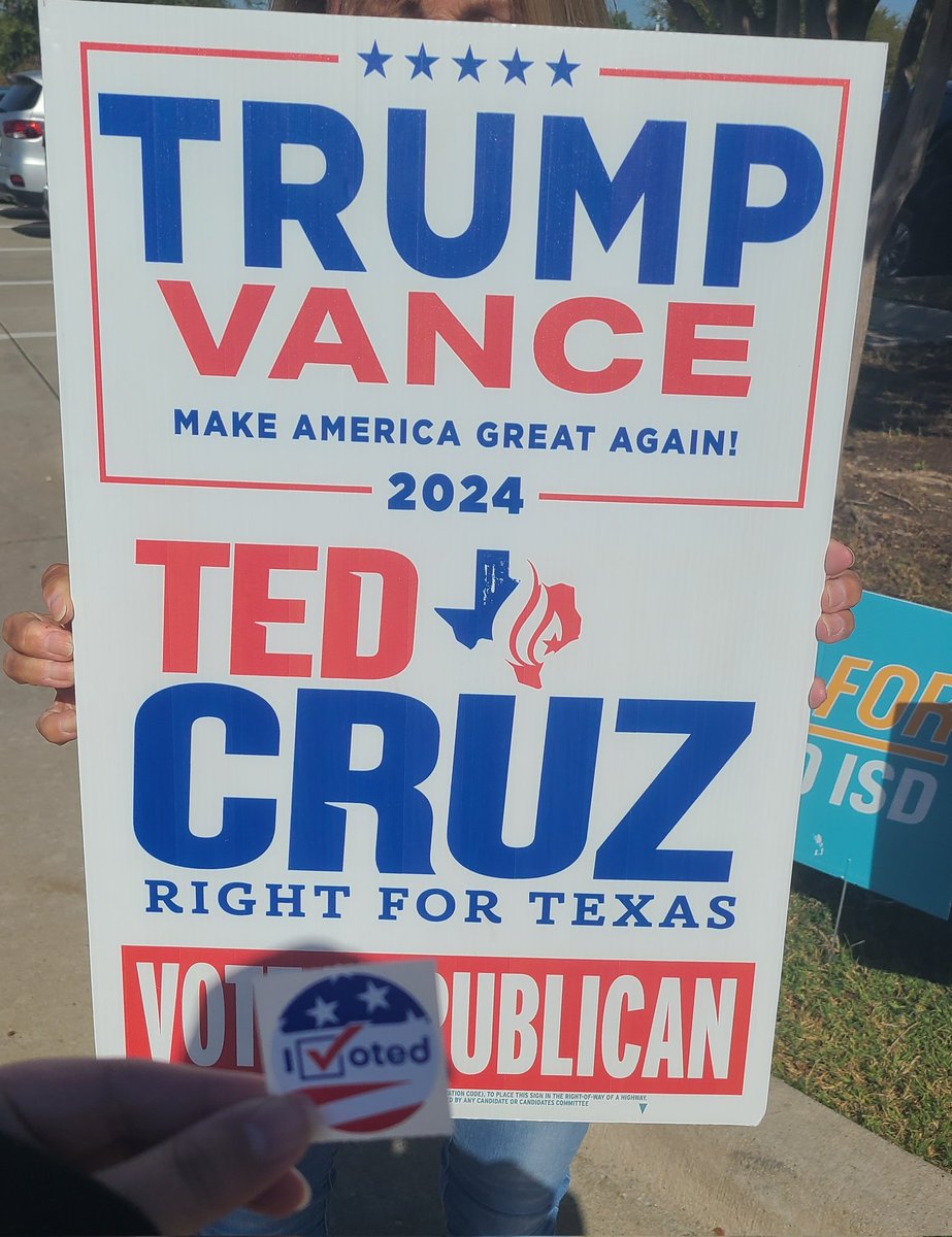 coffeesndaisies's tweet image. I voted!!! 🗳🇺🇸🫡

#TrumpVance2024 
#GarbageforTrump