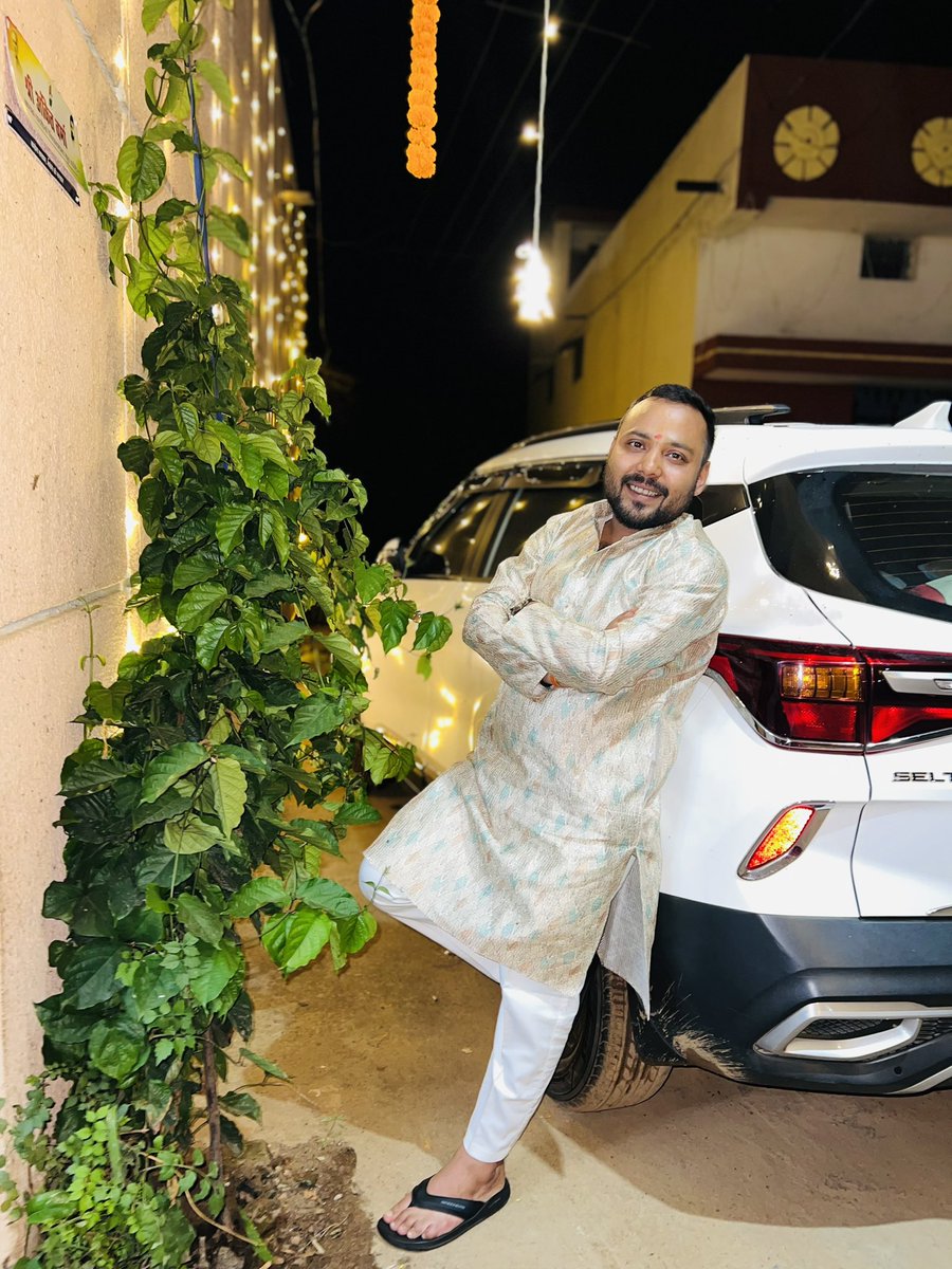 AnkitVermaIYC's tweet photo. यह दिवाली आपके लिए नए अवसर,

नई उपलब्धियां और नए सपने लेकर आए,

आप एक सितारे की तरह चमकें,

दीपावली की हार्दिक शुभकामनाएं!🪔🪔🪔 https://t.co/xpE9dS7xK9