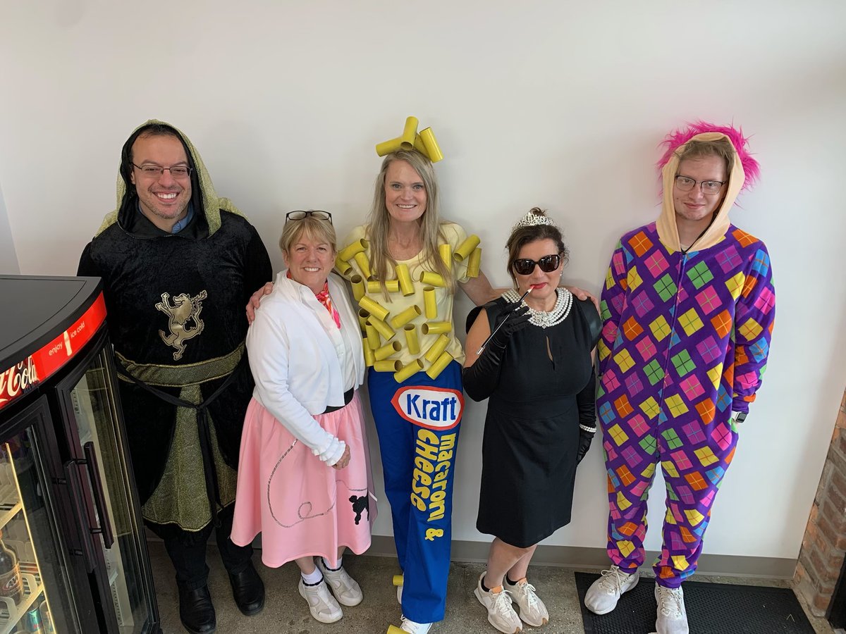 Our staff is looking extra spooky today! Happy Halloween from our family to yours. 💀👻🎃 comment what you are dressing up as! ⬇️