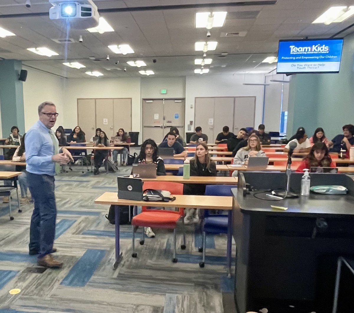 teamkids's tweet photo. ✨ Team Kids presented to students in CSUF’s Passage to the Future class! CEO Julie Hudash shared our mission, Program Director Irene highlighted the TKC, & Coaches Jackie, Belle, and Sam shared their inspiring journeys from interns to staff. #TeamKids #CSUF https://t.co/5I7N1e8sNH