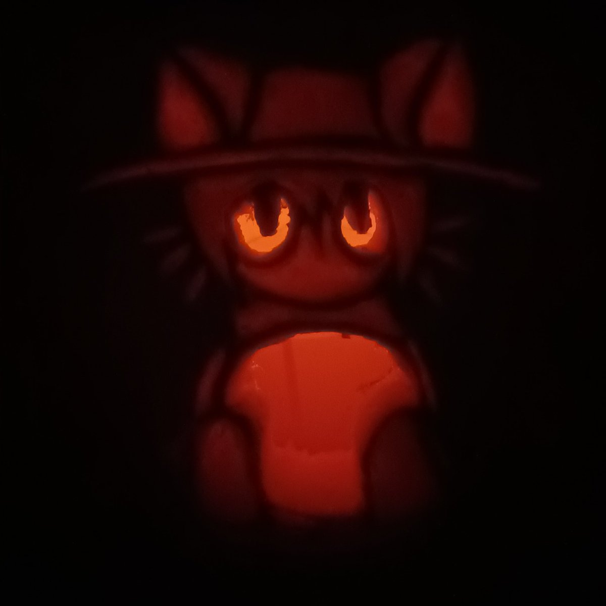 HAPPY HALLOWEEN!! I love pumpkin carving a LOT if you couldn't tell🙂‍↕️

#theowlhouse #hollowknight #Overthegardenwall #oneshotgame