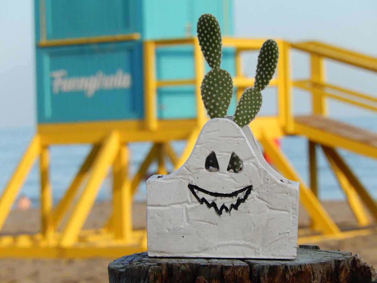 niujo_'s tweet photo. "Truco o trato".

#Halloween
#Fuengirola https://t.co/rdloqRQnLg