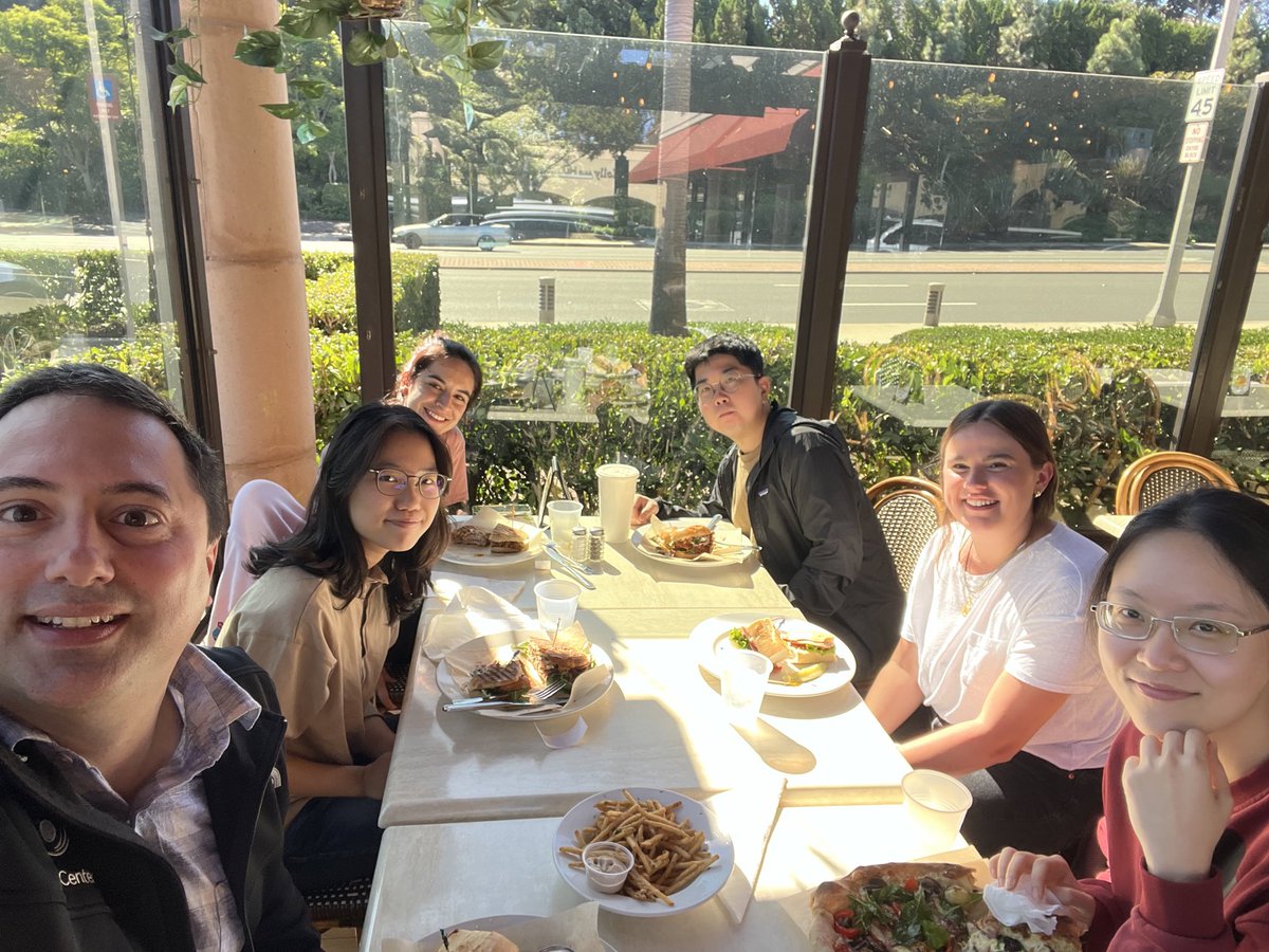 hunt_lab's tweet image. Lab lunch at Champagnes Kitchen (fantastic lunch spot btw).