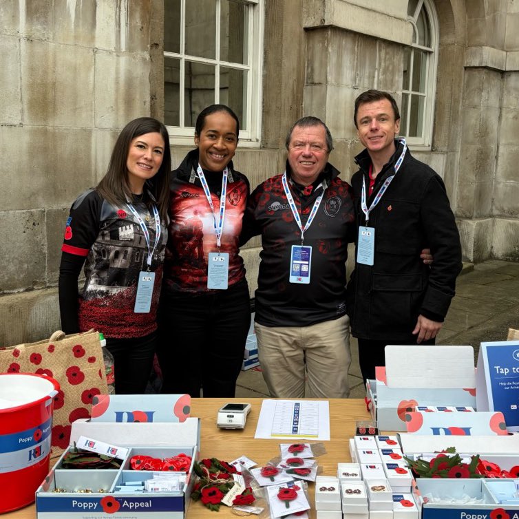 London Poppy Day 2024 

A pleasure and a privilege to support the #PoppyAppeal

To thank our Armed Services past and present for all that they do and have done. 

And to help the Royal British Legion continue their vital work supporting our Armed Forces all year round.
