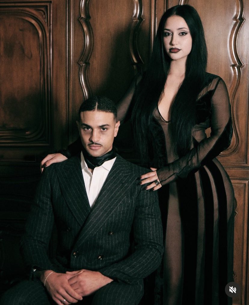 tvtalkbaddie's tweet photo. Leah &amp; Miguel as Morticia &amp; Gomez Addams 🖤 https://t.co/g52nJVxsjs