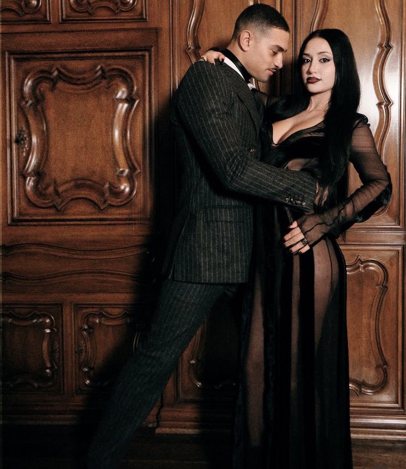 tvtalkbaddie's tweet photo. Leah &amp; Miguel as Morticia &amp; Gomez Addams 🖤 https://t.co/g52nJVxsjs