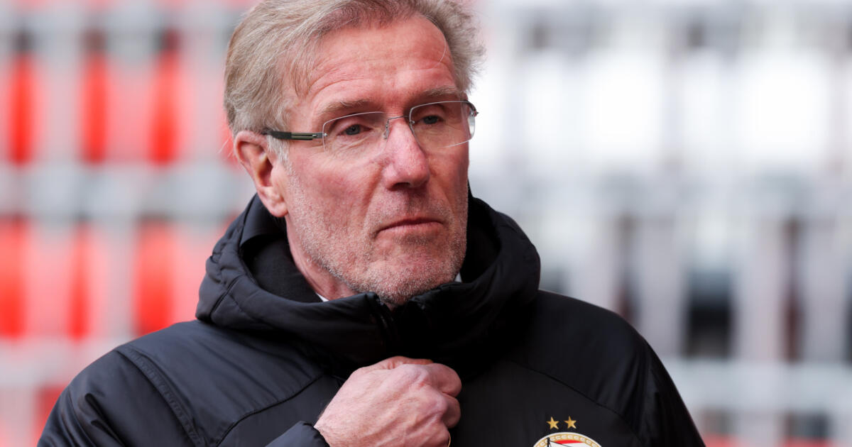 "Hans van Breukelen neemt ons iedere vijf jaar mee naar PSV" dlvr.it/TFwyhK