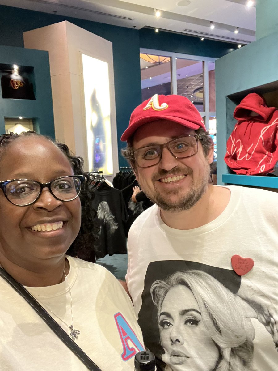 RoseRashidarose's tweet photo. @shadialex it was so nice to meet finally! Thank you for everything!! https://t.co/v3hQTWjRVx