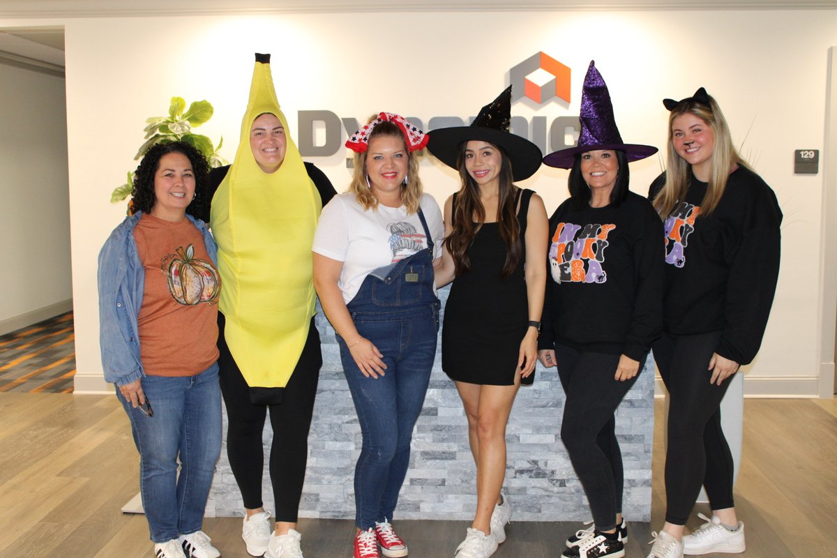 dynamic_grp's tweet photo. Wishing you a safe &amp; happy Halloween!🎃👻 https://t.co/OdEZ5Lx3jL