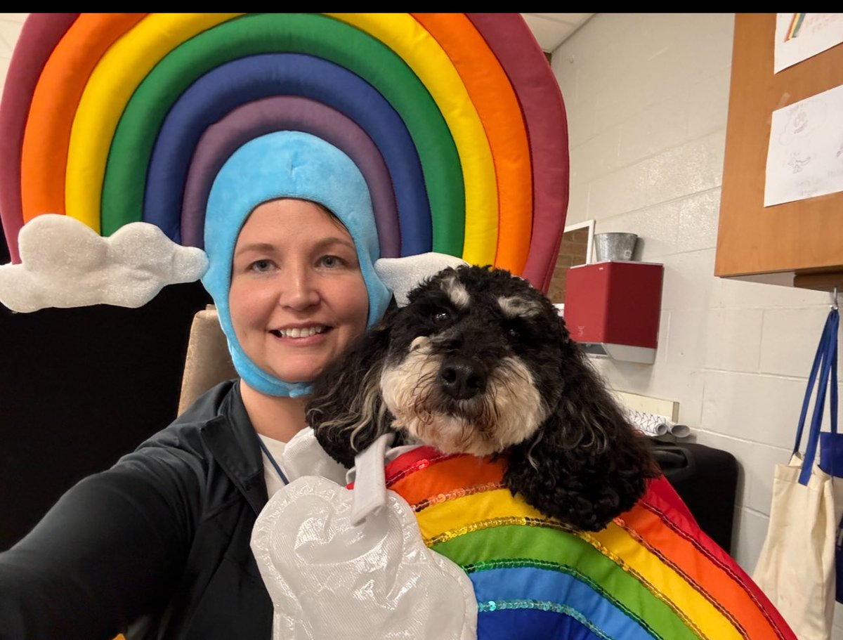 Emily Sander tweet media