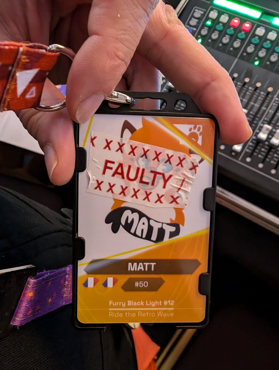 It's <a href="/FBlacklight/">Furry BlackLight</a> Day 2 and apparently I am already Faulty 😱