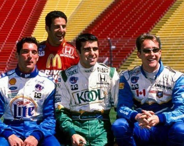 TonyKanaan's tweet image. 🇺🇸 Always on our minds #GregMoore #redglovesrule
•
🇧🇷 Sentimos sua falta, meu amigo. #GregMoore