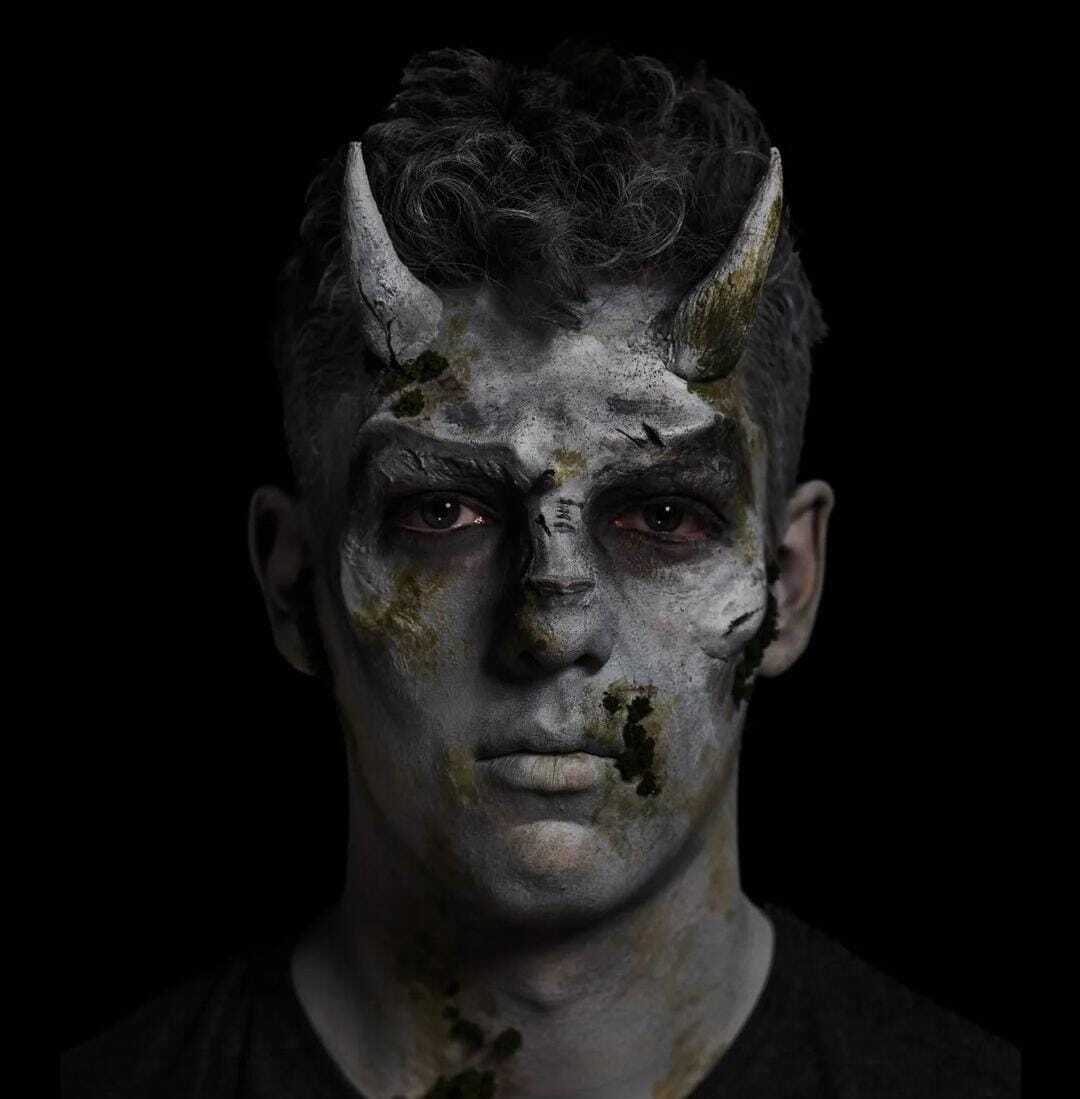 At Casualties Union, our SFX makeup skills become extremely popular with our friends and family at Halloween. It's not a huge jump from realistic wounds to ghoulish gashes and spooky slashes, and we are often called on to add a bit of makeup magic to people's Halloween costumes.