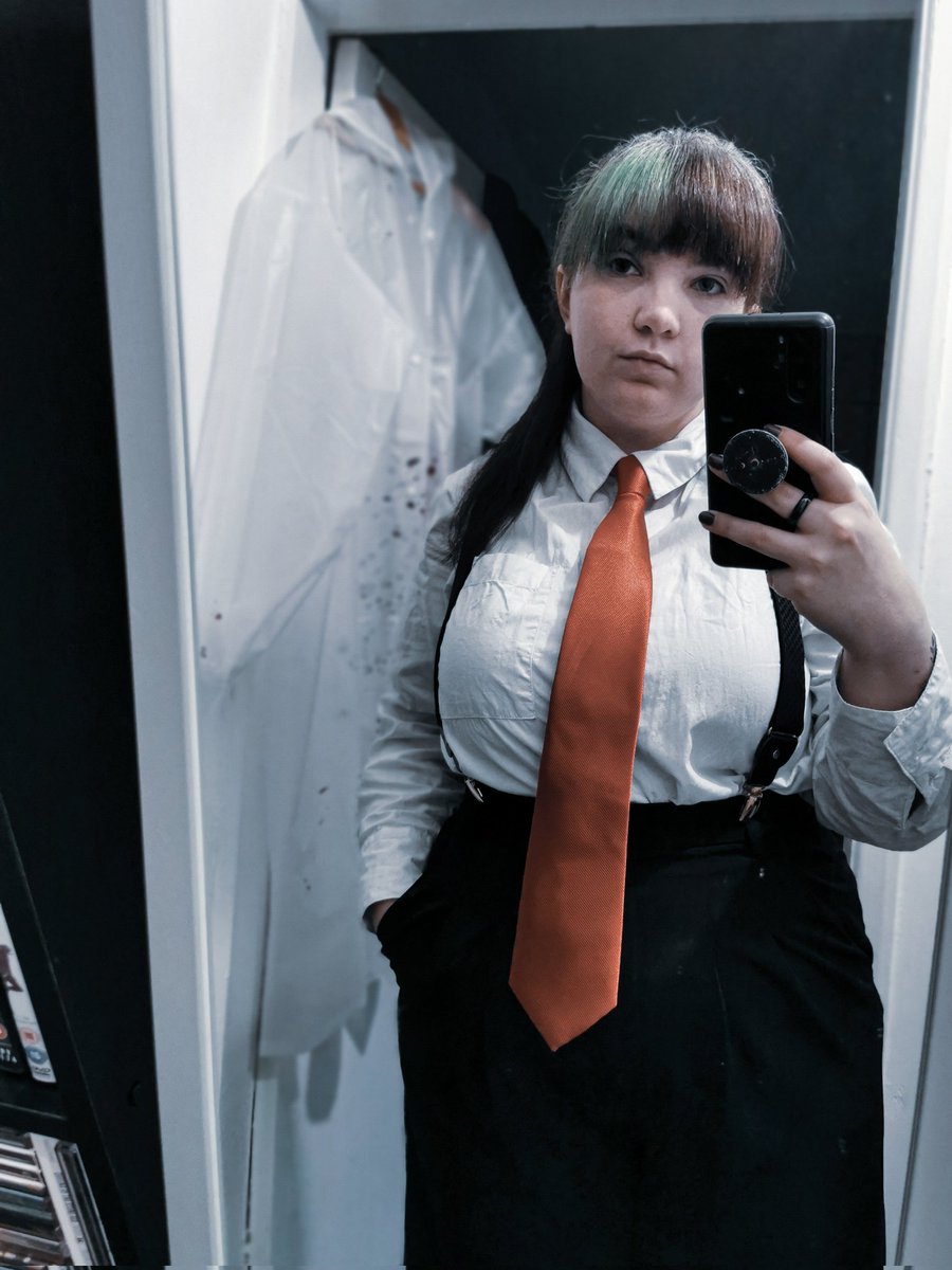 SamLDrake's tweet image. Impressive. Very nice. Let's see Paul Allen's card. 🔪

🎃 Happy Halloween! 🎃